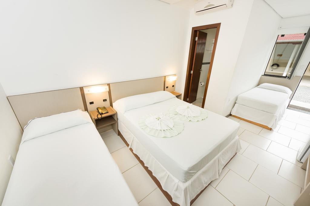 Hotel Brasil Penha  Rum bild