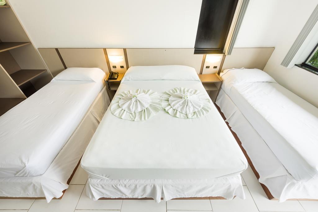 Hotel Brasil Penha  Rum bild