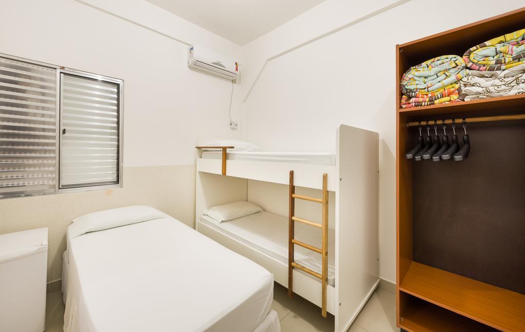 Hotel Brasil Penha  Rum bild